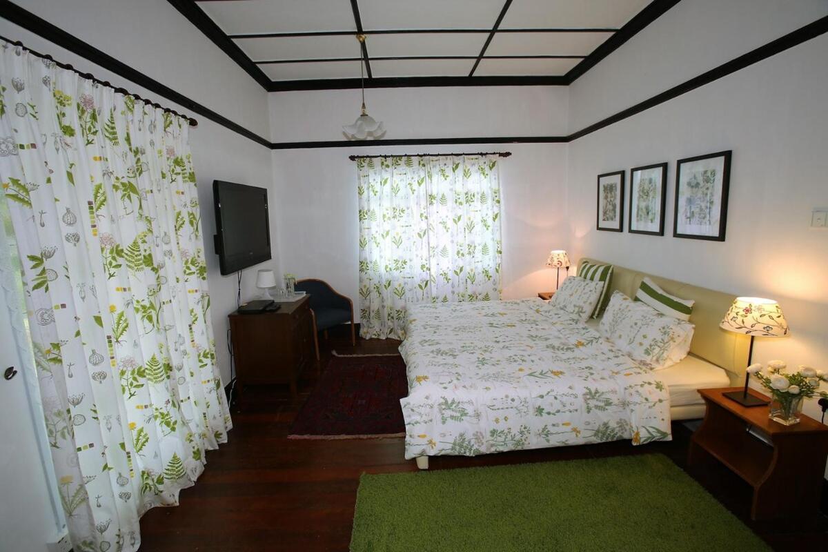 Bukit Lowick Bungalow 丹那拉打 外观 照片